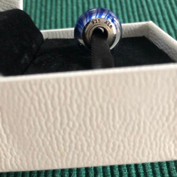 Authentic Pandora Charm - Picture 2 of 2